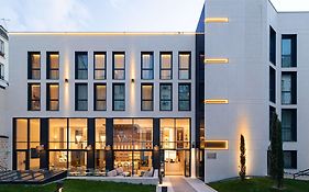 Hotel Yac Paris Clichy, A Member Of Radisson Individuals